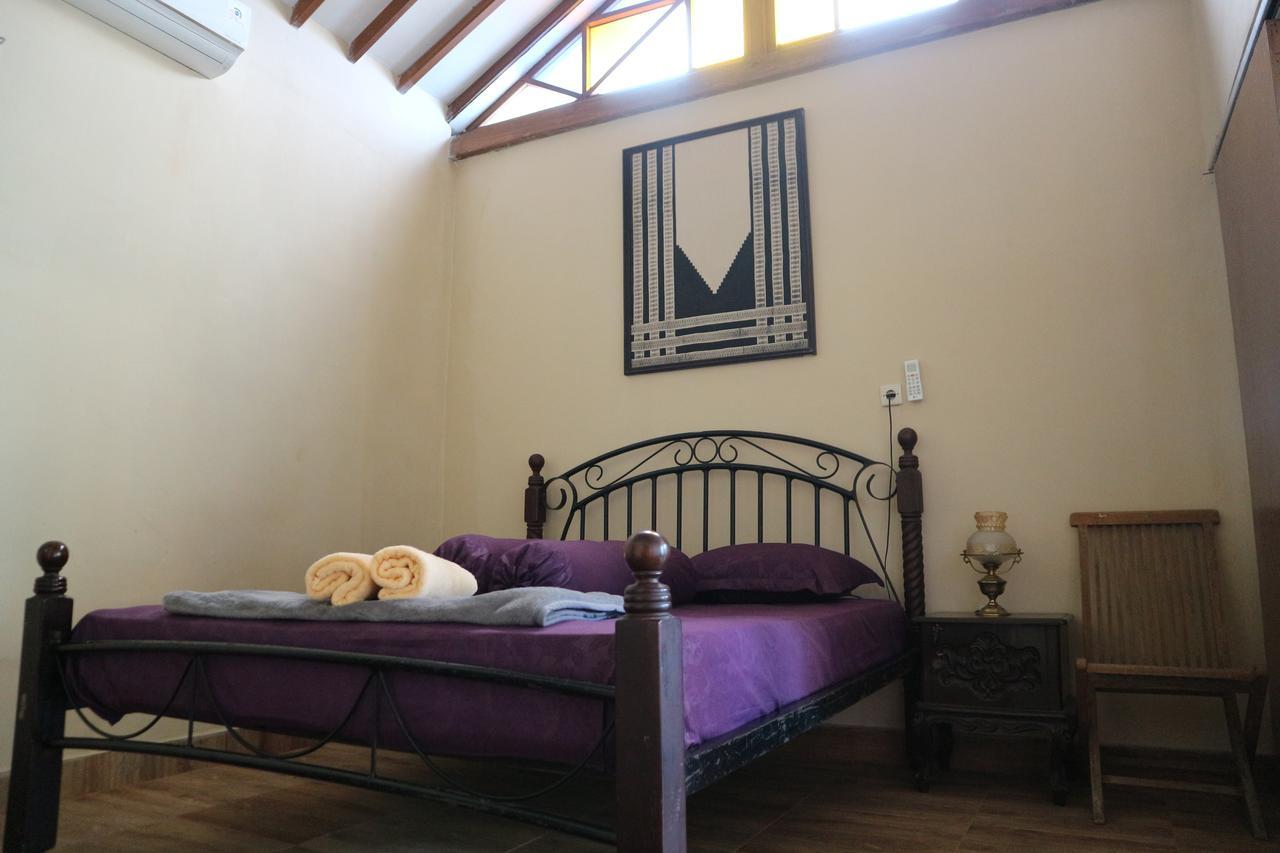 Kembar Guesthouse Jogjacarta Exterior foto